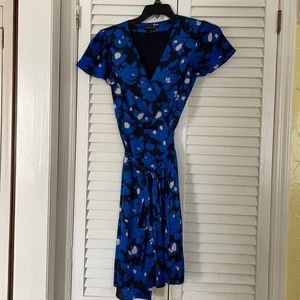 Banana Republic wrap dress with black lining